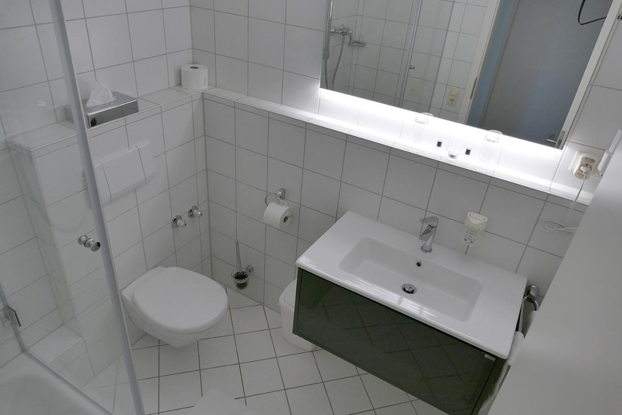 Hasi'S Hotel Grafing Exteriör bild